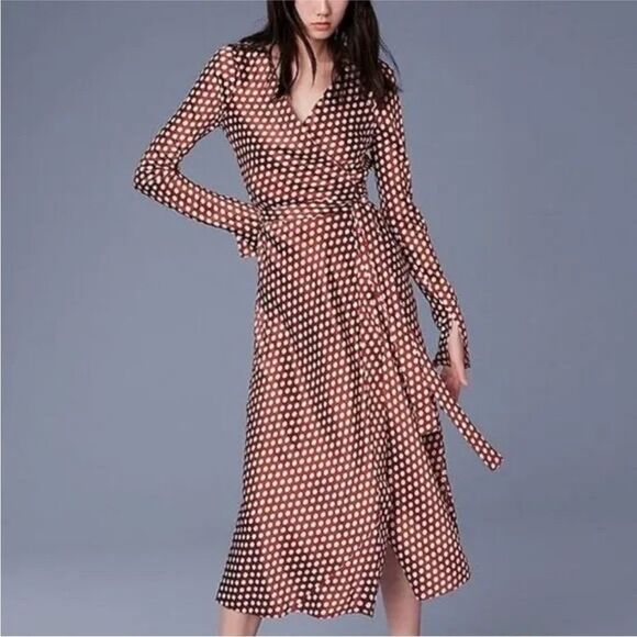 NEW DIANE VON FURSTENBERG $468 TILLY BAKER DOT SILK WRAP MIDI DRESS - Picture 7 of 15